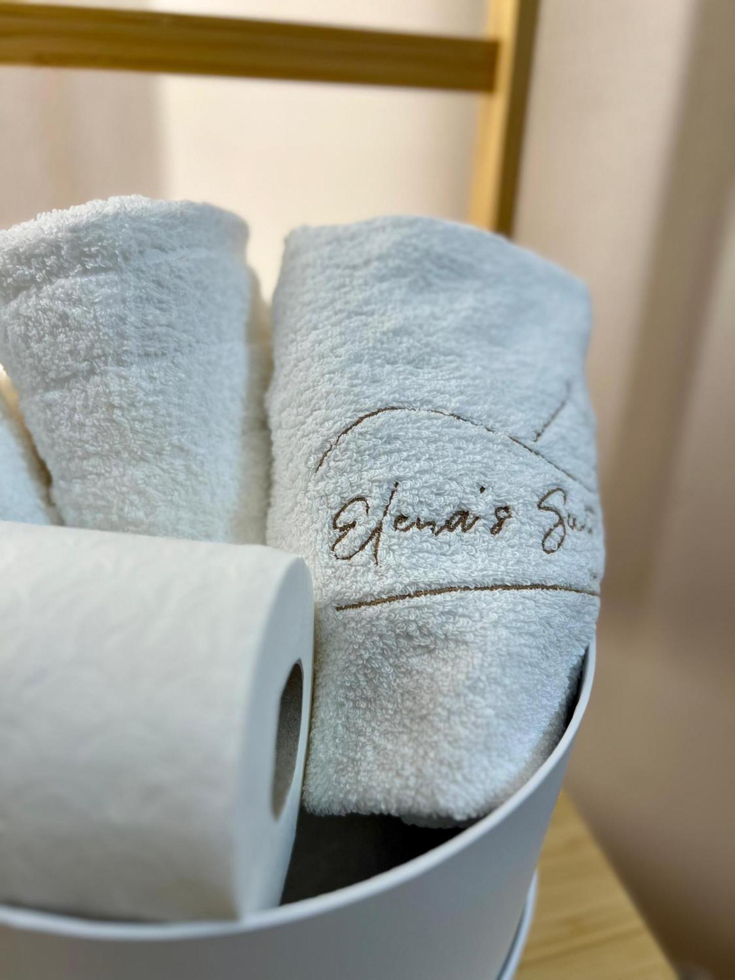 Elena'S Suite Sutri Buitenkant foto