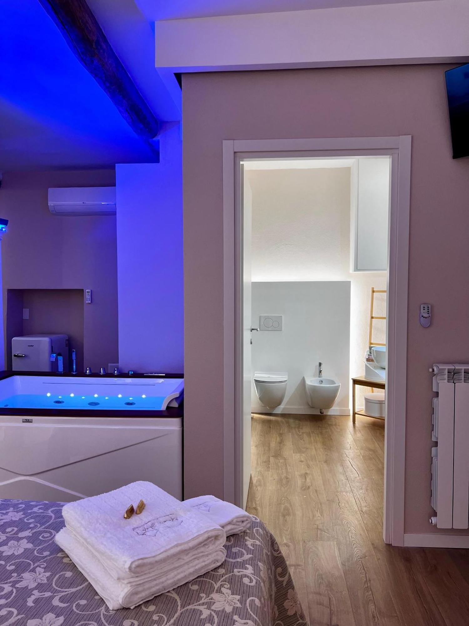 Elena'S Suite Sutri Buitenkant foto