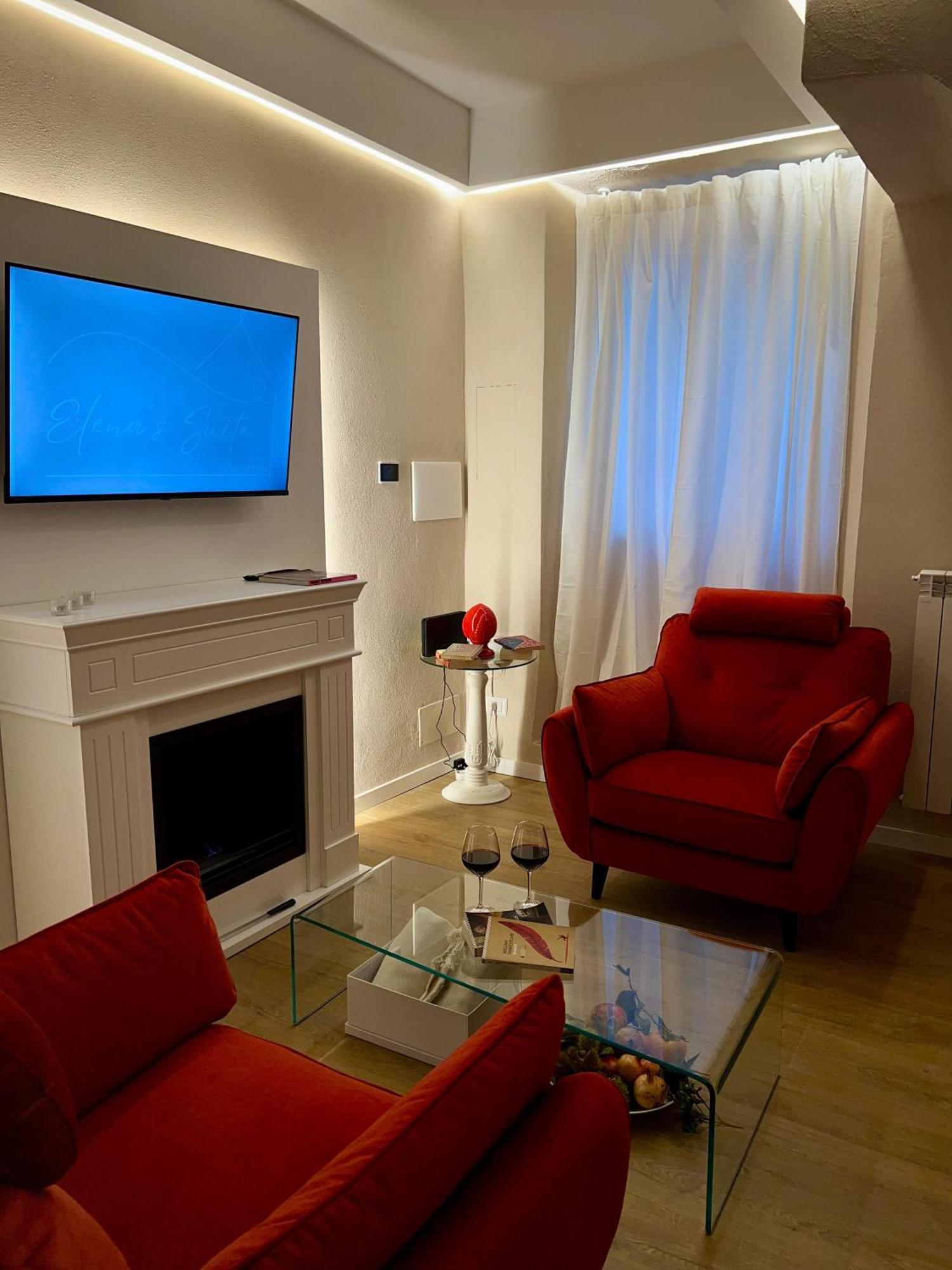 Elena'S Suite Sutri Buitenkant foto