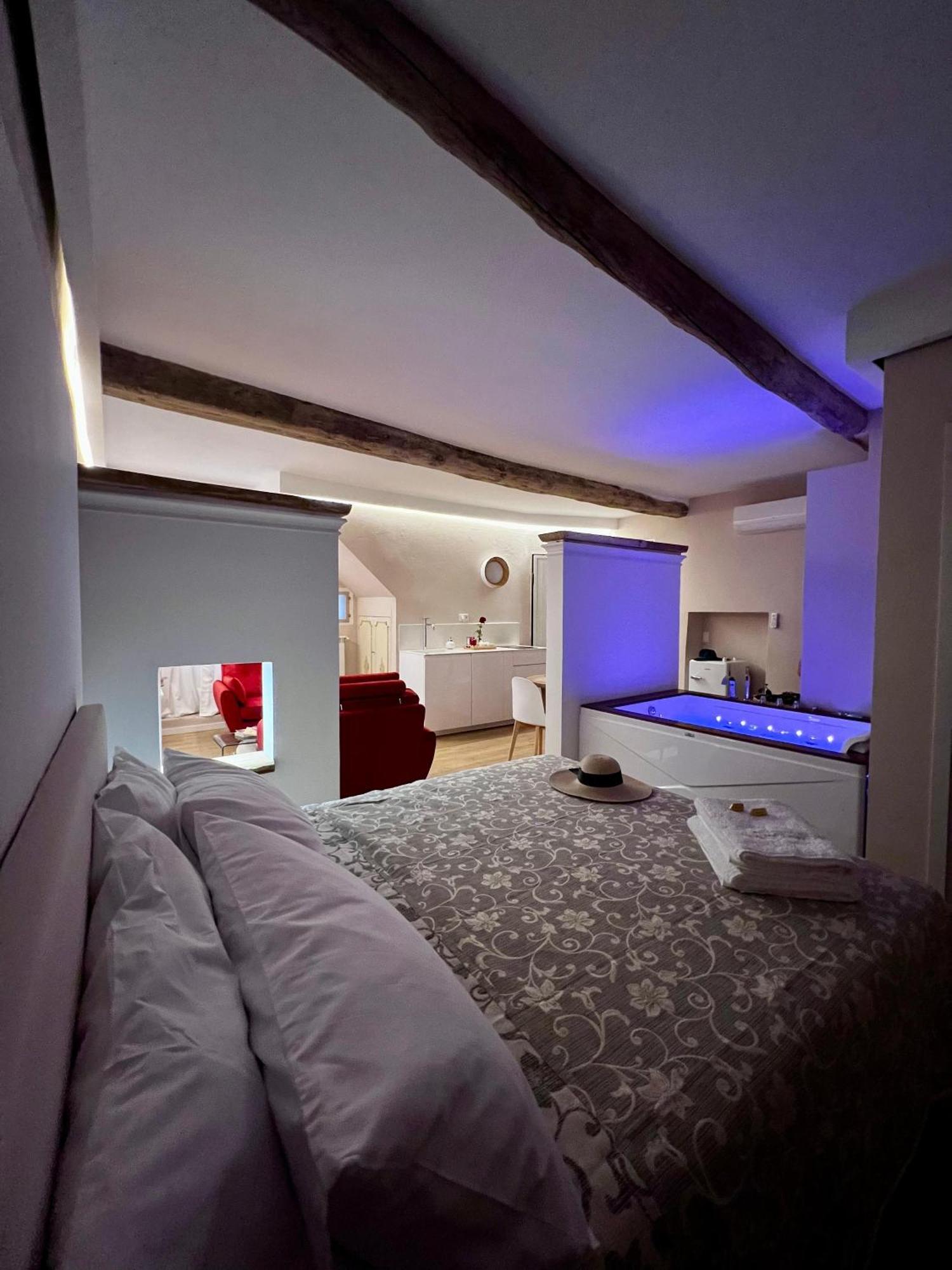 Elena'S Suite Sutri Buitenkant foto